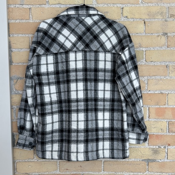 Dex Black and White Plaid Jacket - Picture 3 of 3